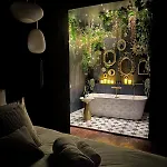 Romantique, Hyper Centre *