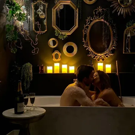 Romantique, Hyper Centre Caen