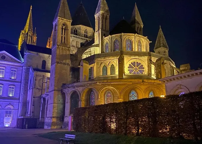 Romantique, Hyper Centre Apartment *