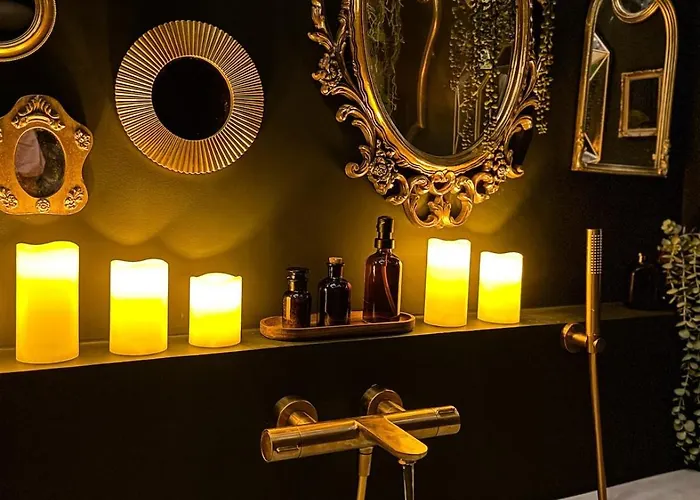 Romantique, Hyper Centre Apartment